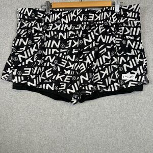 Nike Women's Size XXL 2XL Black White Training Lined Athletic Shorts